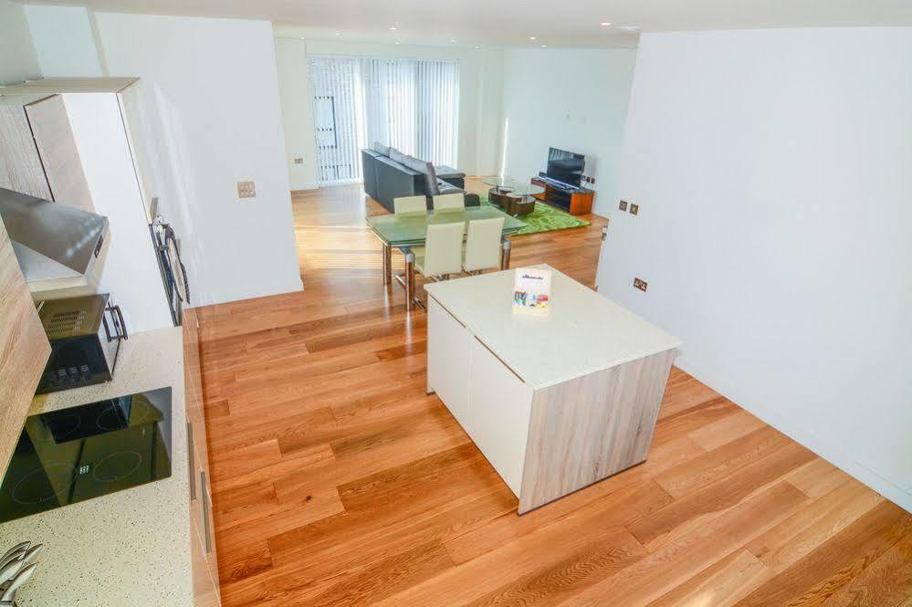 Apartment Wharf - Cambridge Av London Bagian luar foto