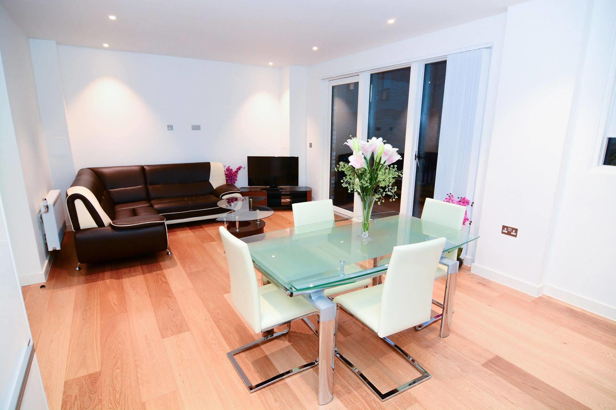 Apartment Wharf - Cambridge Av London Bagian luar foto