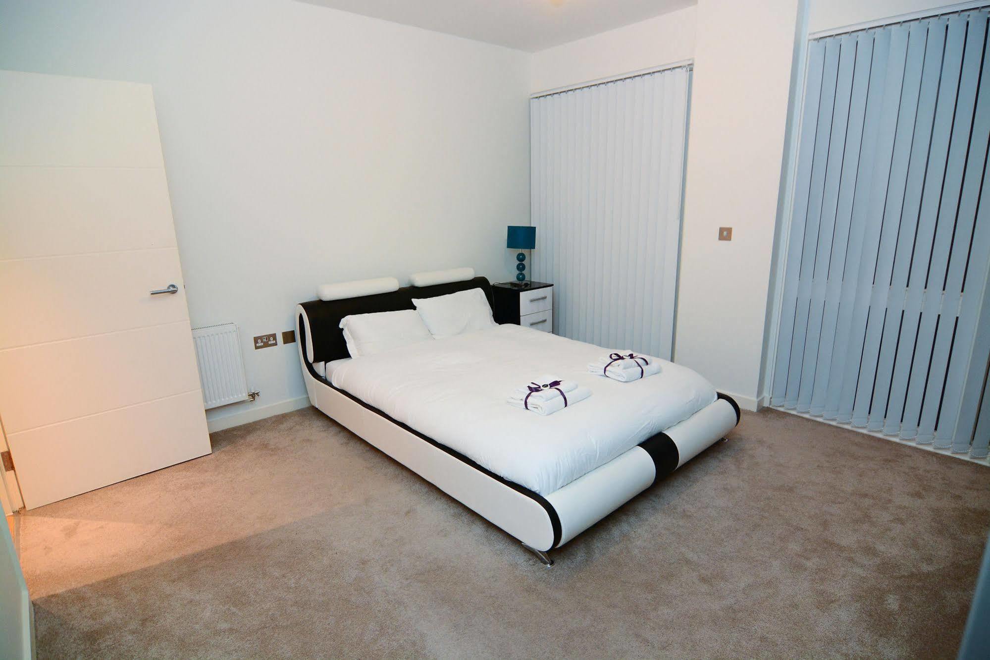 Apartment Wharf - Cambridge Av London Bagian luar foto