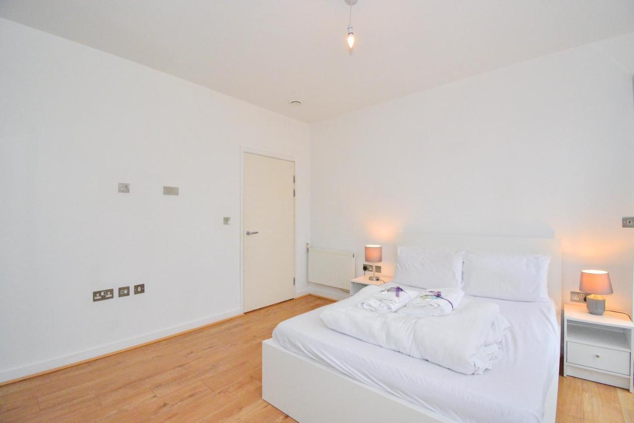 Apartment Wharf - Cambridge Av London Bagian luar foto