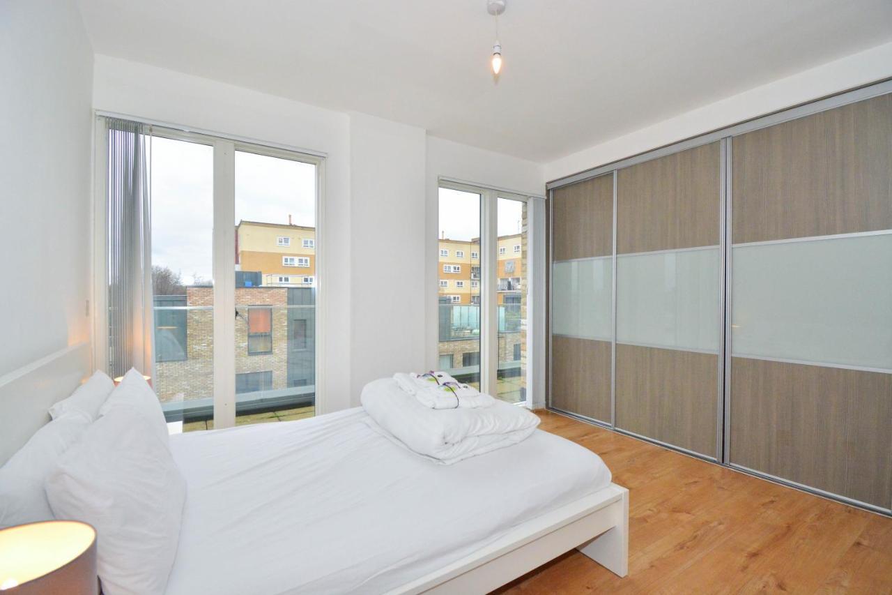 Apartment Wharf - Cambridge Av London Bagian luar foto