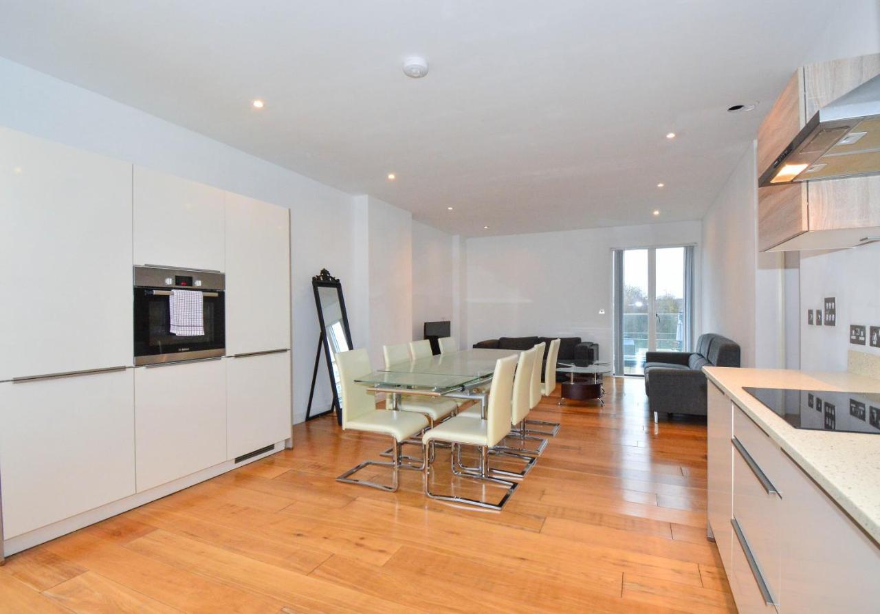 Apartment Wharf - Cambridge Av London Bagian luar foto